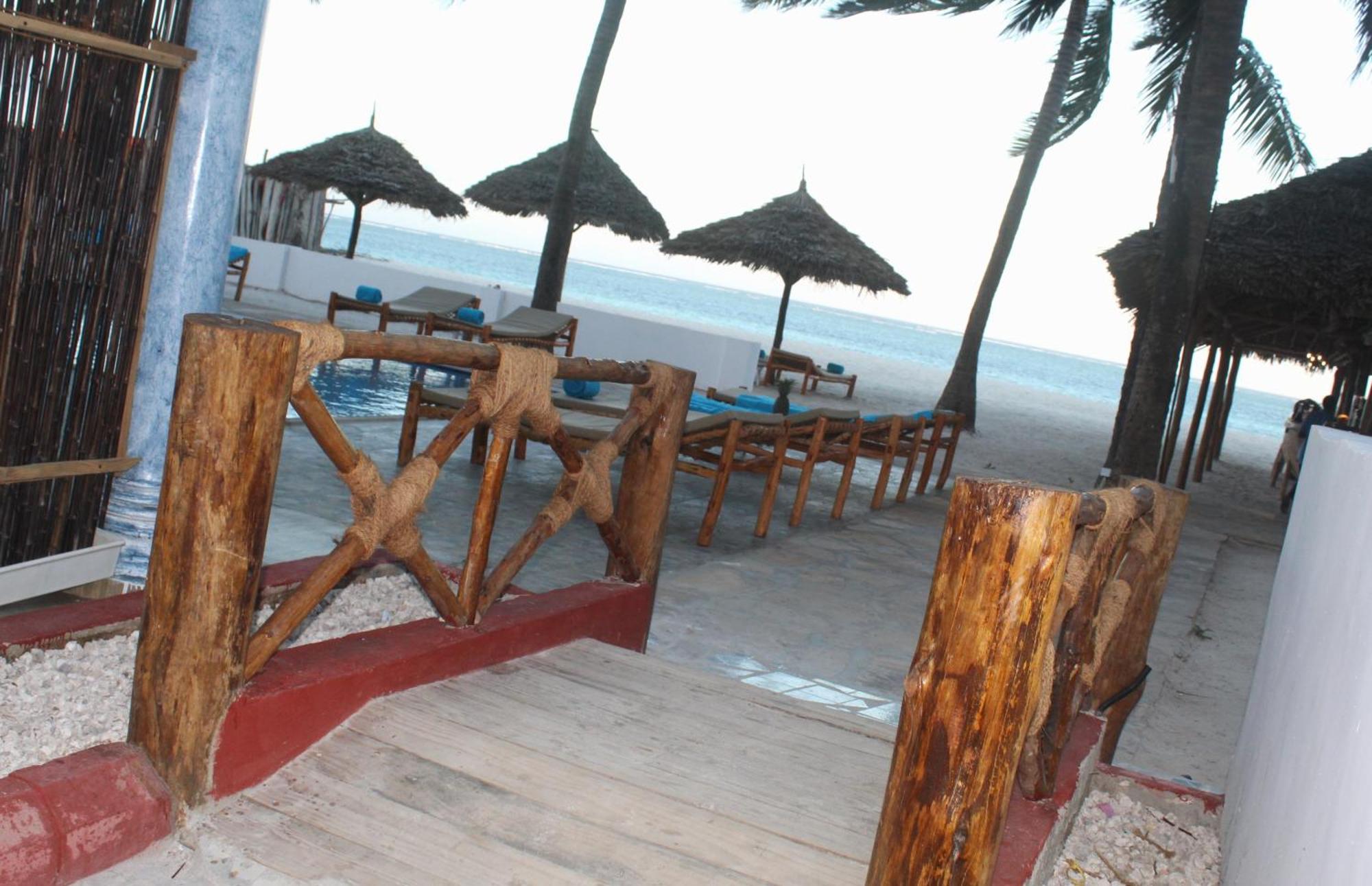 Hotell Bianco Azzurro & Restaurant